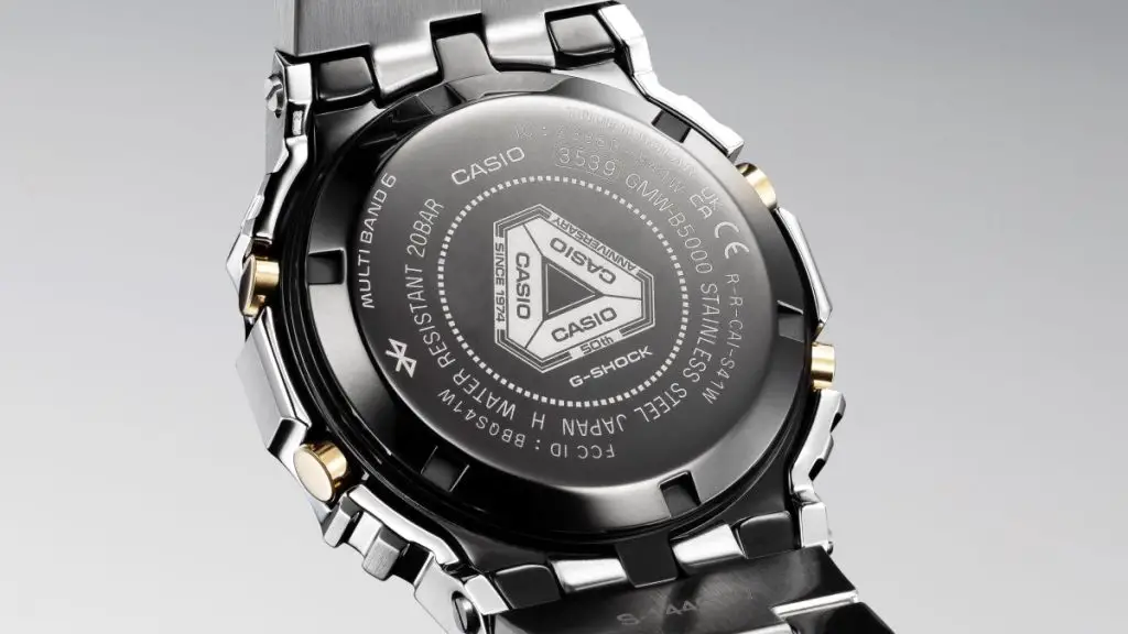 GMW B5000SS, fundo da caixa. Em www.casio.com